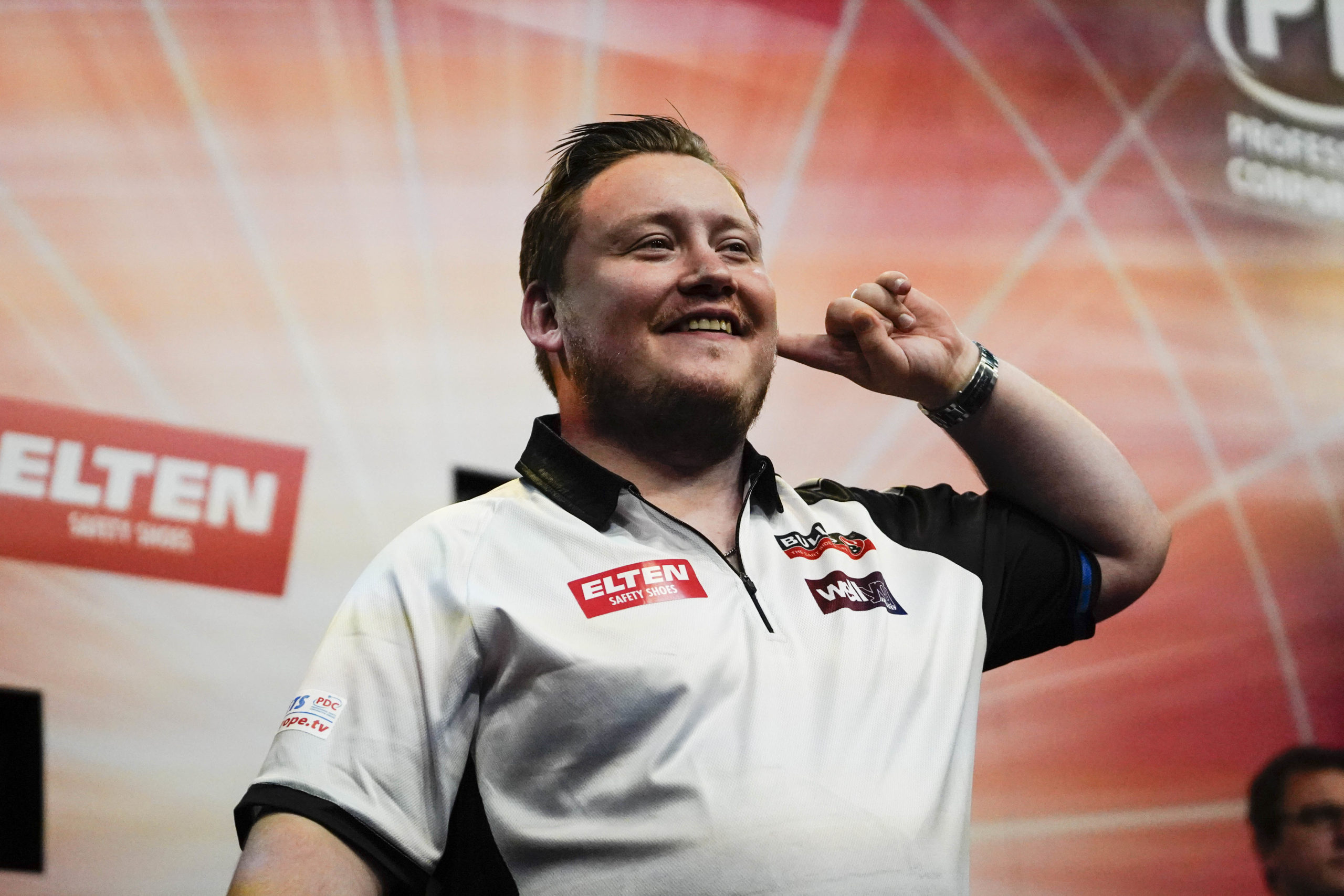 Martin Schindler blickt voller Vorfreude auf die Darts WM 2025/2026