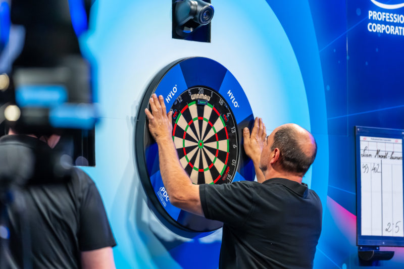 Winmau Board wird während der Super League 2025 gewechselt