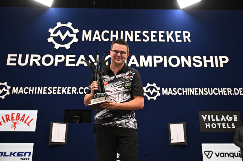 2025EC_FINAL_VANVEEN_ HUMPHRIES.MCOOPER66