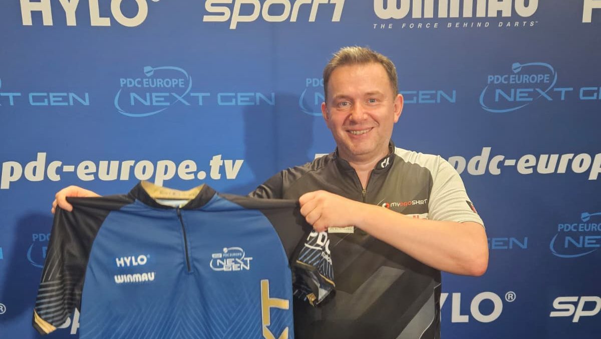Daniel Klose gewinnt Event 8 der HYLO PDC Europe Next Gen in Ried im Innkreis.